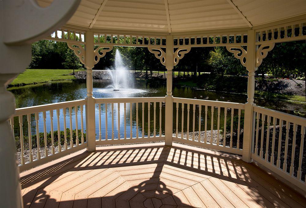 Marriott Park Ridge Hotel Exterior photo